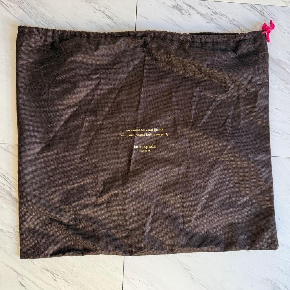 3/$50 Kate Spade Chocolate Brown She Tucked Her Coral Lipstick Dust Bag Gold Txt